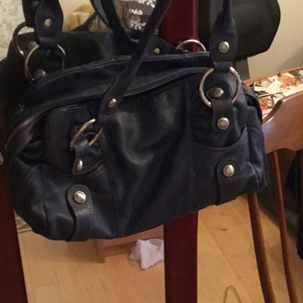 b.Makowsky  navy bag EUC